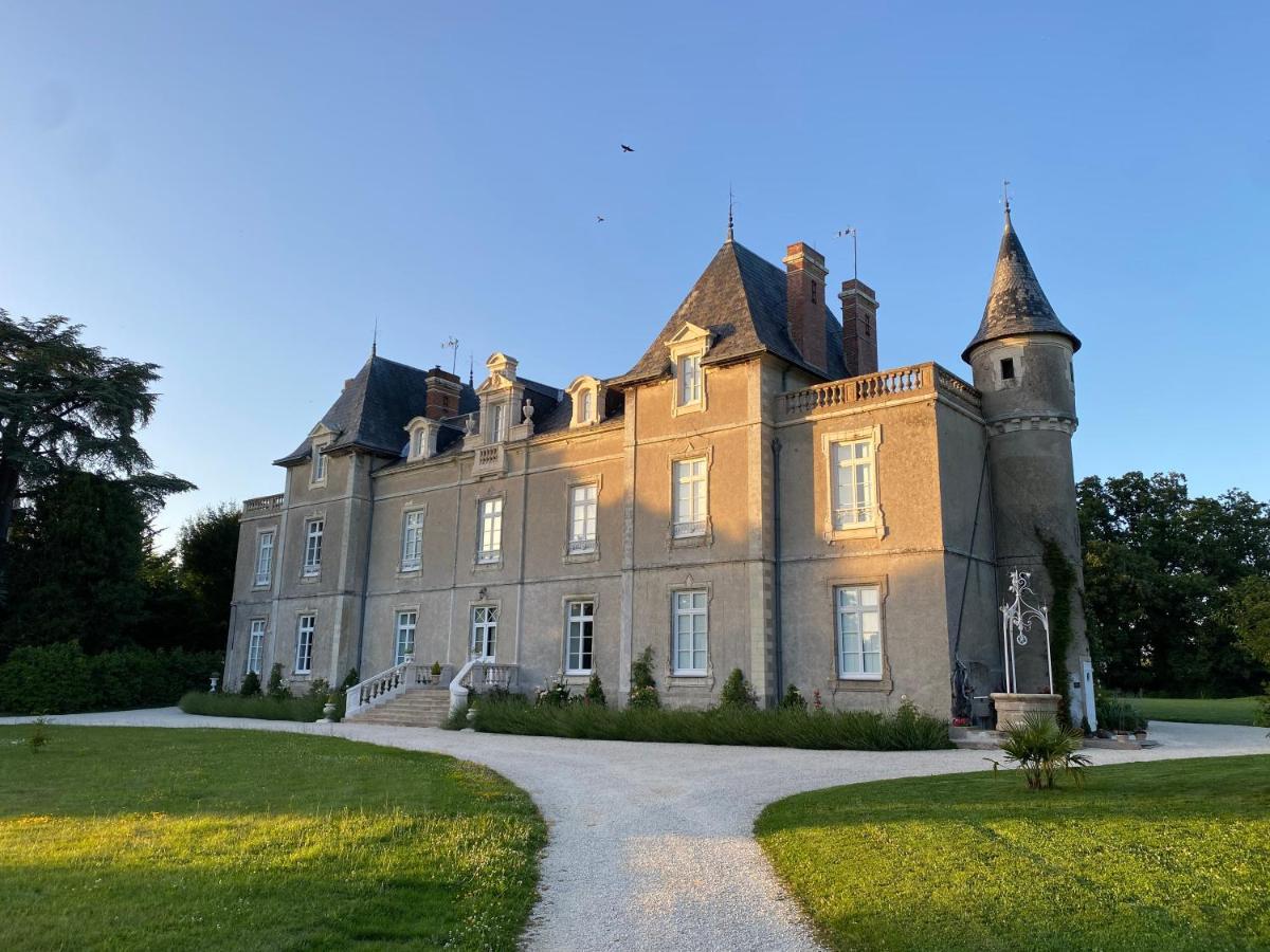 Château de St-fulgent, gîte La Tour Saint-Fulgent Exterior foto
